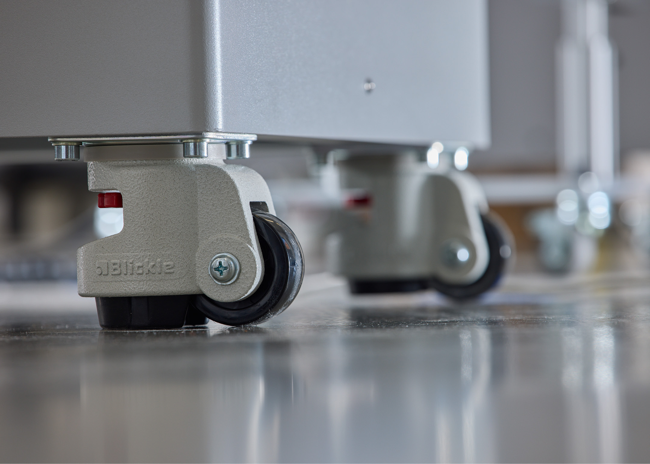 RPA floor standing model